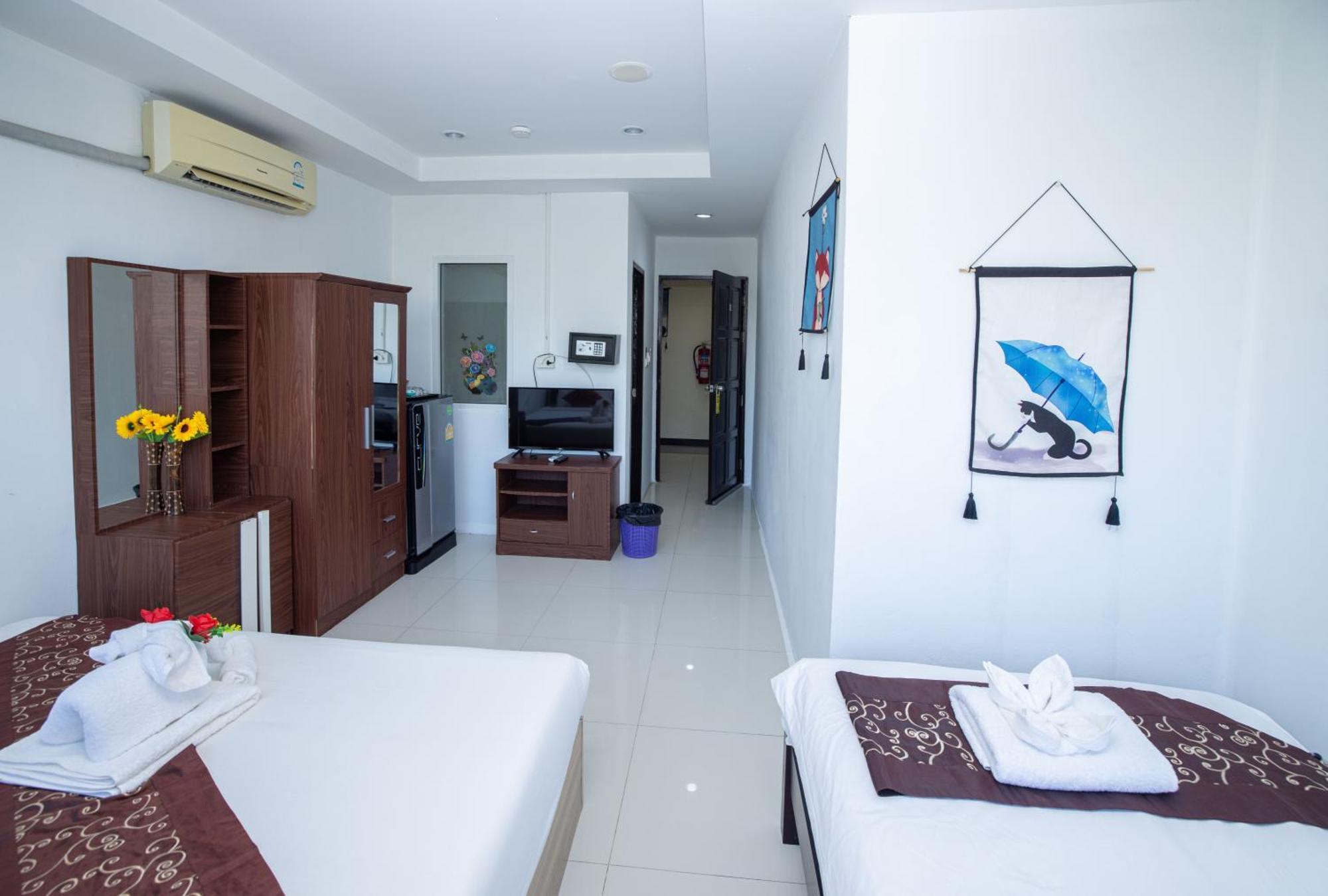 Happy 99 Guest House Patong Exterior photo